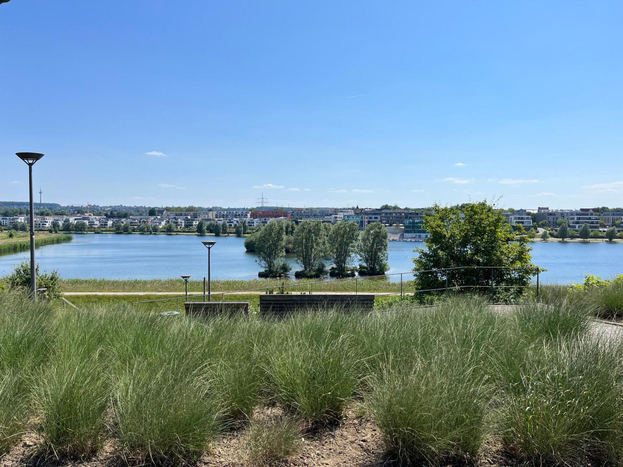 Haus Mit Panoramablick Auf Den Phoenixsee Dortmund Exterior photo